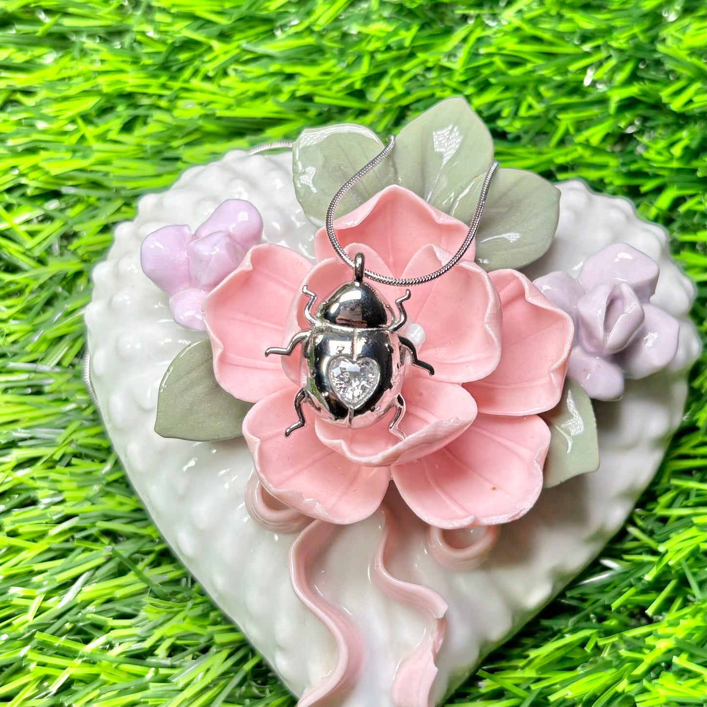Aiko Pendant Necklace 🐞