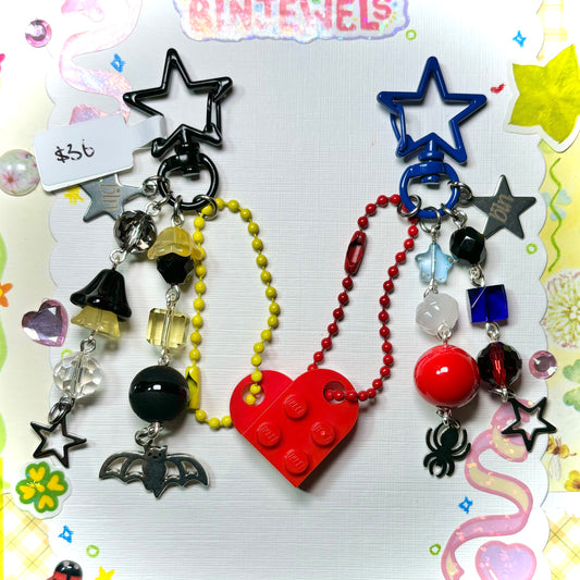 SpiderMan & Batman Keychain Set